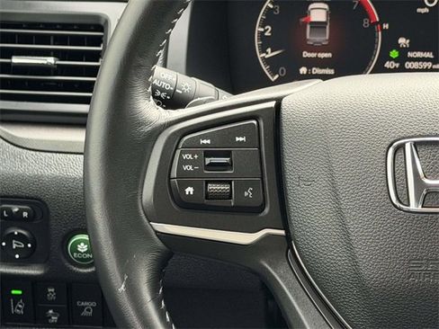 Certified 2024 Honda Ridgeline RTL image 18