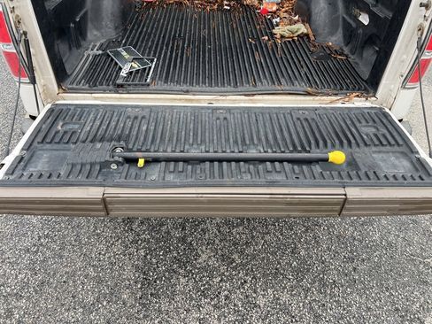 Used 2013 Ford F150 King Ranch w/ King Ranch Chrome Pkg image 8