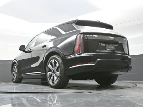 New 2025 Cadillac Escalade IQ Luxury 1 image 12