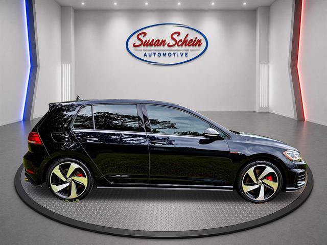 Used 2019 Volkswagen GTI SE w/ SE Experience Package FWD image 4