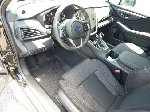 Used 2025 Subaru Outback Premium w/ Popular Package #1A AWD/4WD image 13