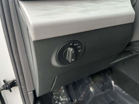 Used 2023 Volkswagen Taos S image 20