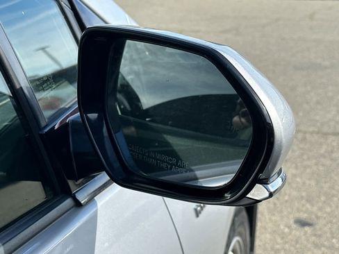 Used 2017 Toyota Prius Two w/ Prius Two Safety Plus Package image 13