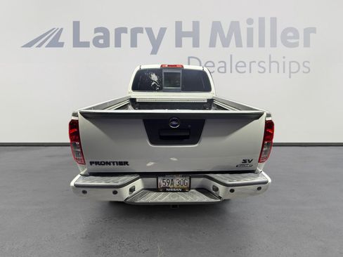 Used 2018 Nissan Frontier SV w/ Value Truck Package RWD image 4