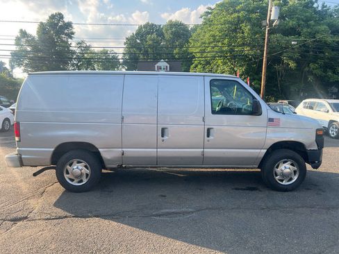 Used 2008 Ford E-150 and Econoline 150 image 4