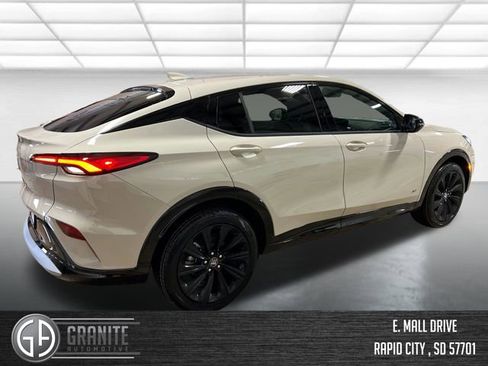 New 2026 Buick Envista Sport Touring w/ Studio Series FWD image 5