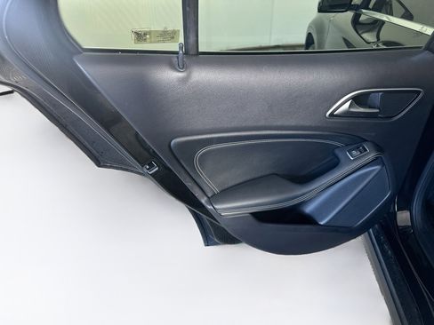 Used 2020 Mercedes-Benz GLA 250 image 25
