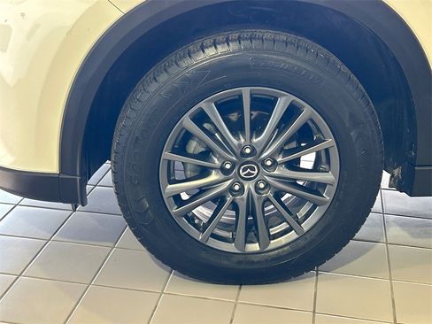 Used 2021 MAZDA CX-5 Touring image 10