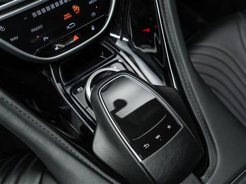 Used 2019 Aston Martin DB11 Base image 25