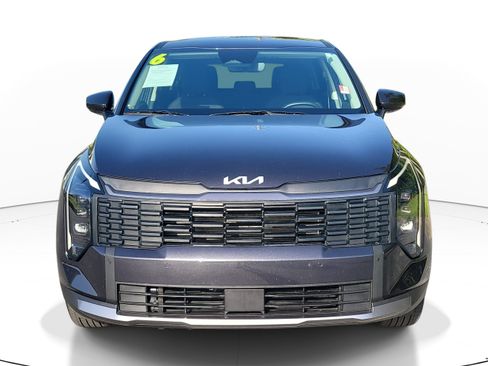 Used 2026 Kia Sportage LX FWD image 2