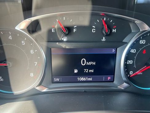 Used 2023 Chevrolet Traverse LT FWD image 7