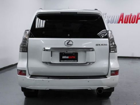 Used 2015 Lexus GX 460 image 11