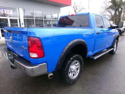 Used 2014 RAM 2500 Tradesman w/ Chrome Appearance Group image 3