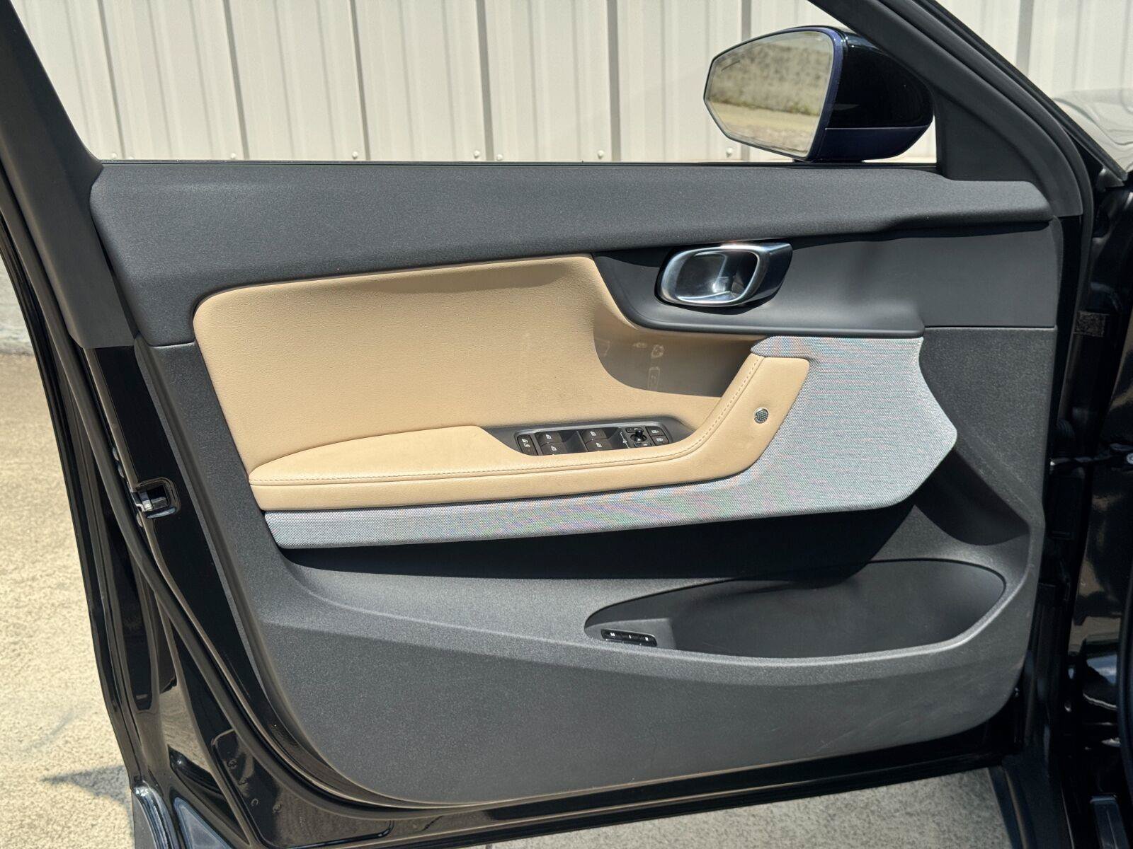 Used 2021 Polestar Polestar 2 w/ Performance Package AWD/4WD image 41