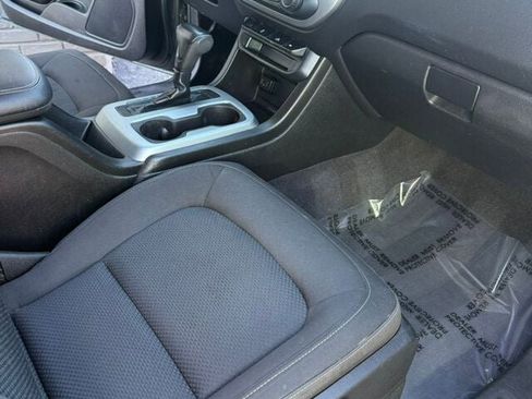 Used 2019 Chevrolet Colorado LT w/ LT Convenience Package image 38