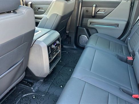 Used 2024 GMC Hummer EV 3X w/ Extreme Off-Road Package image 12