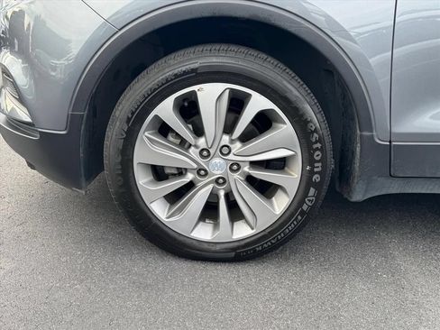 Used 2020 Buick Encore Preferred w/ Safety Package FWD image 9