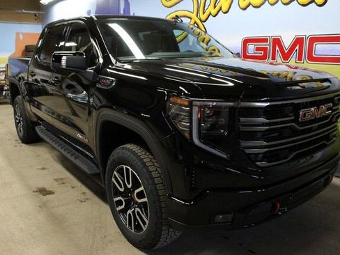 New 2026 GMC Sierra 1500 AT4 w/ AT4 Premium Package image 4