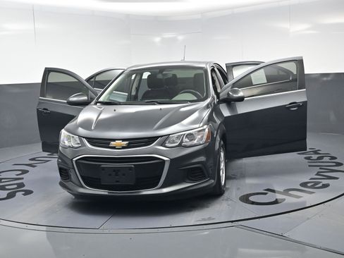 Used 2020 Chevrolet Sonic LT image 20