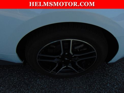 Used 2023 Ford Mustang GT Premium image 14