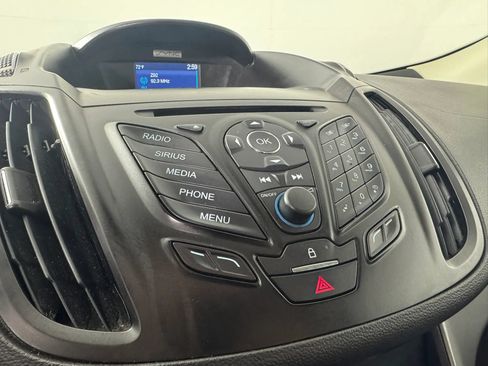 Used 2015 Ford Escape SE AWD/4WD image 19