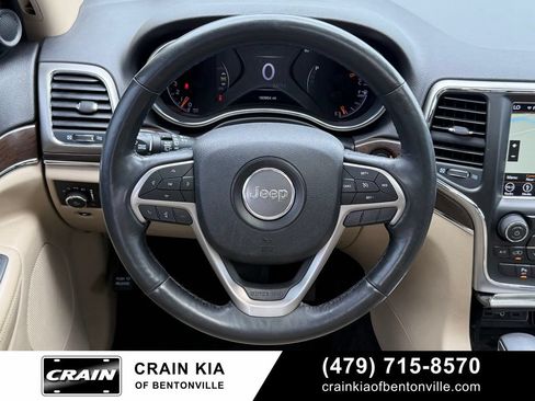 Used 2018 Jeep Grand Cherokee Limited AWD/4WD image 13