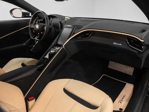 Certified 2024 Ferrari Roma image 26