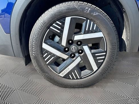 Used 2025 Nissan Kicks SV FWD image 26
