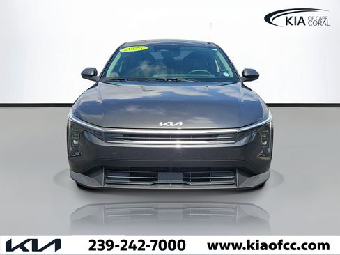 Certified 2025 Kia K4 FWD image 2