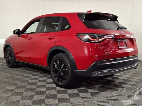 Used 2024 Honda HR-V Sport image 7
