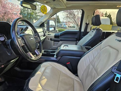 Used 2021 Ford F350 Limited w/ FX4 Off-Road Package image 26