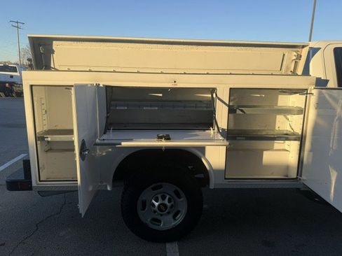 Used 2021 Chevrolet Silverado 2500 W/T w/ WT Convenience Package image 14