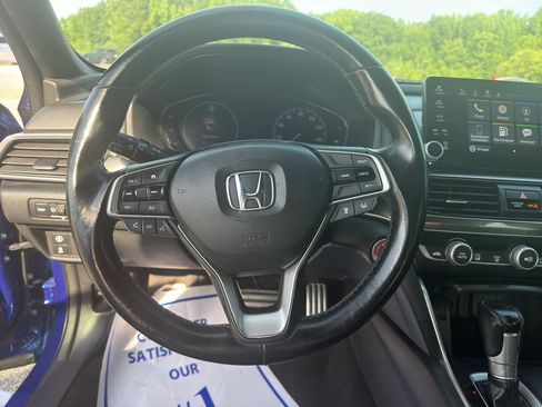 Used 2020 Honda Accord Sport image 11