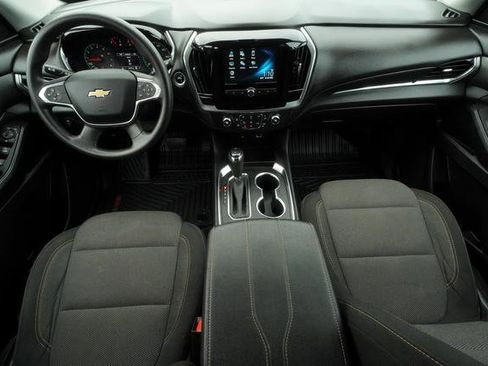 Used 2019 Chevrolet Traverse LS image 11