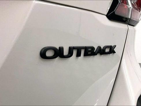 Used 2025 Subaru Outback Onyx Edition AWD/4WD image 9