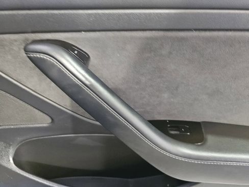 Used 2020 Tesla Model 3 Standard Range Plus RWD image 8