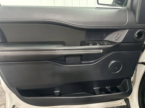 Used 2020 Ford Expedition XLT AWD/4WD image 9