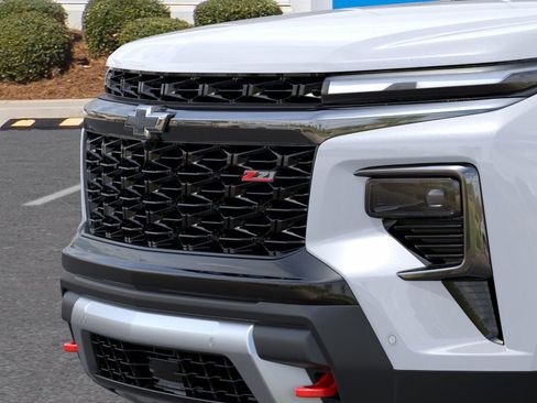 New 2026 Chevrolet Traverse Z71 w/ Enhanced Driving Package image 14