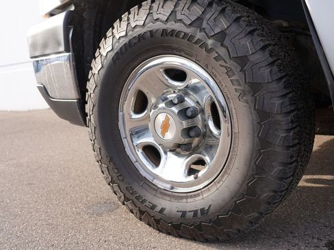 Used 2006 Chevrolet Silverado 2500 LT image 29