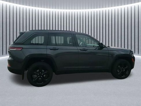 New 2026 Jeep Grand Cherokee Limited image 6