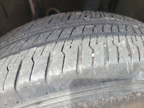 Certified 2024 Toyota RAV4 XLE FWD image 35