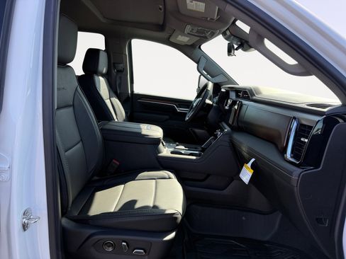 New 2026 GMC Sierra 2500 Denali w/ Denali Reserve Package image 19