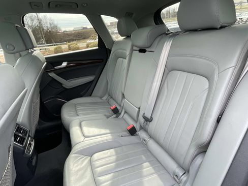 Used 2018 Audi Q5 2.0T Premium Plus image 12