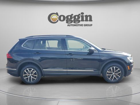 Used 2021 Volkswagen Tiguan SE image 5