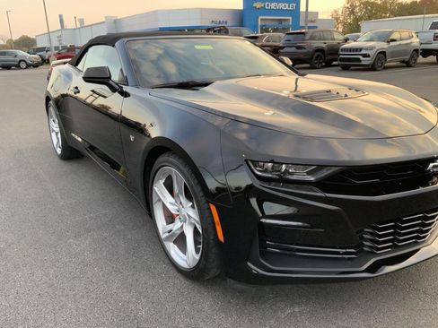 Used 2023 Chevrolet Camaro SS image 15