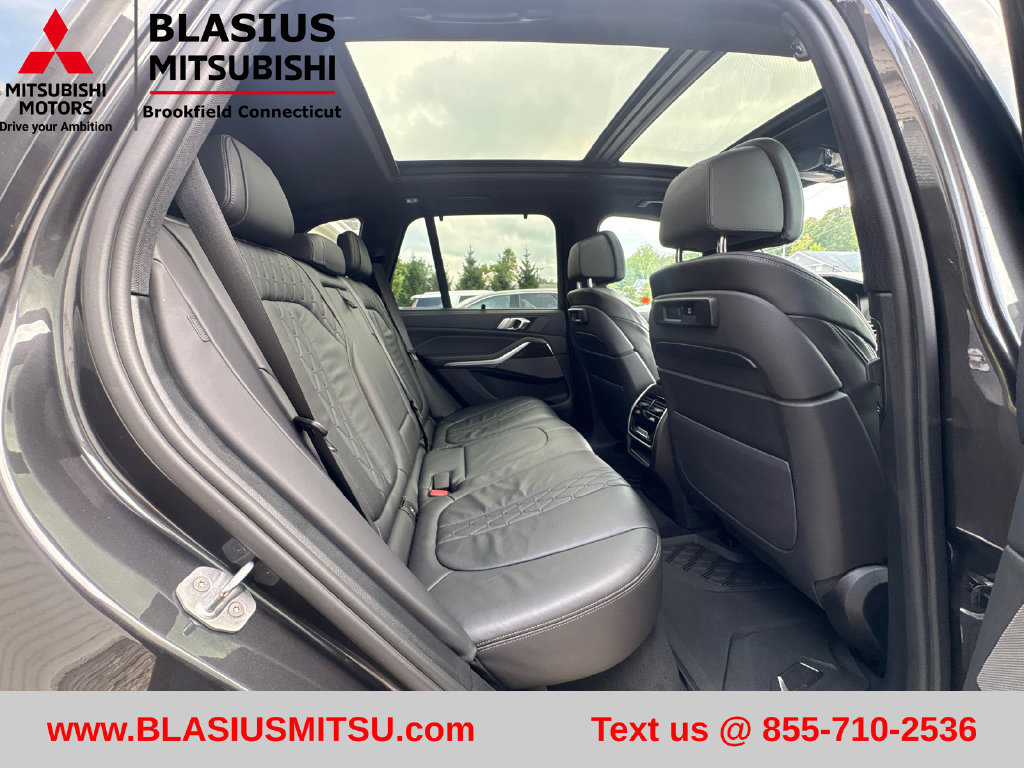 Used 2020 BMW X5 xDrive50i w/ Executive Package AWD/4WD image 45