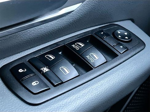 Used 2022 RAM 1500 Big Horn image 17