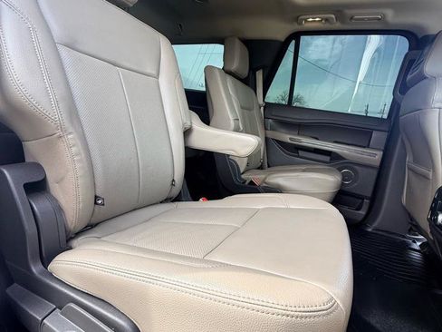 Used 2020 Ford Expedition XLT w/ Equipment Group 202A RWD image 14