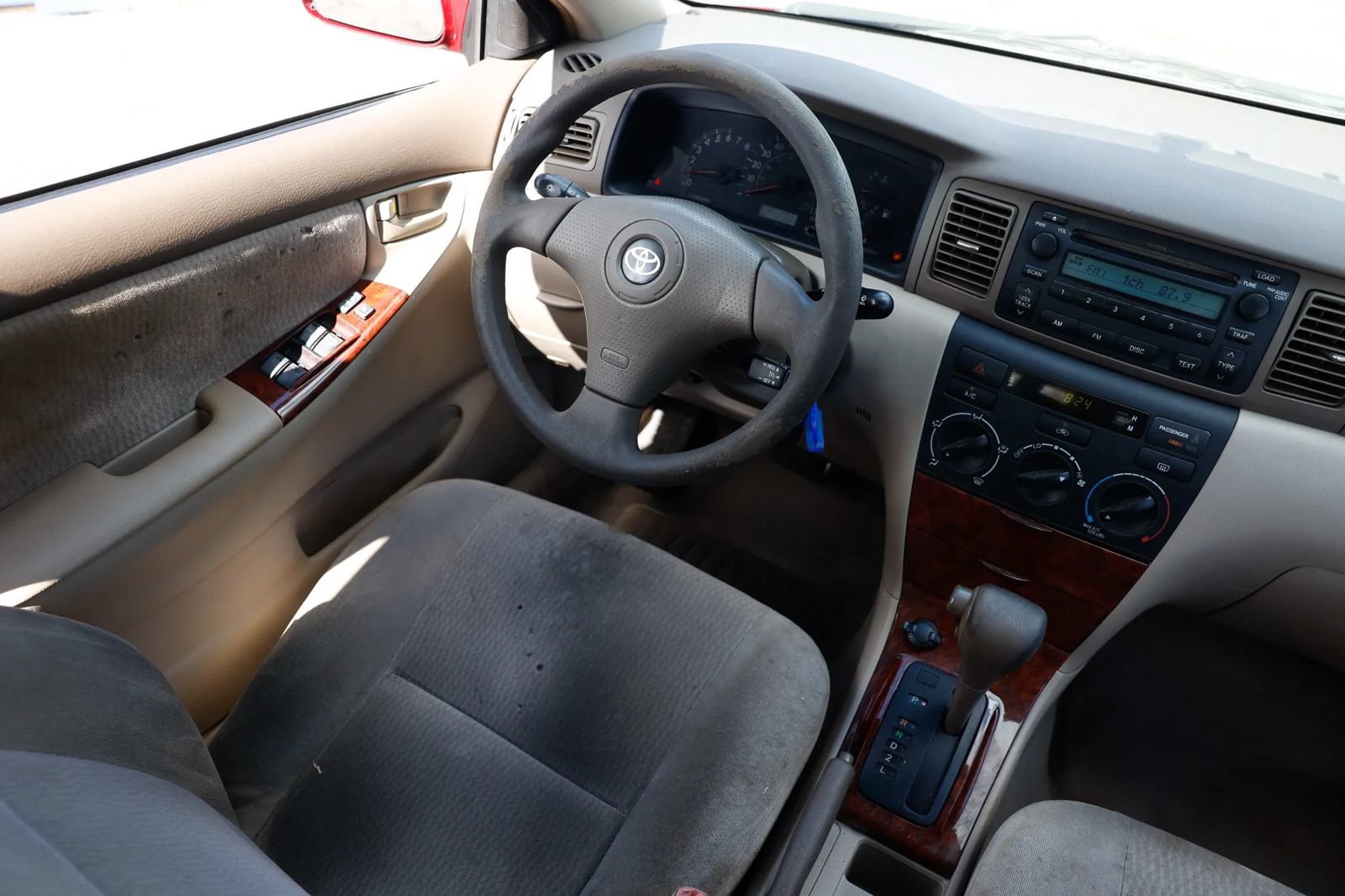Used 2006 Toyota Corolla LE w/ Audio Value Pkg FWD image 13