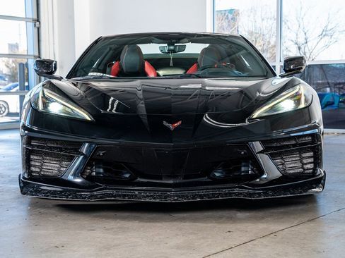 Used 2021 Chevrolet Corvette Stingray w/ Z51 Performance Package image 3